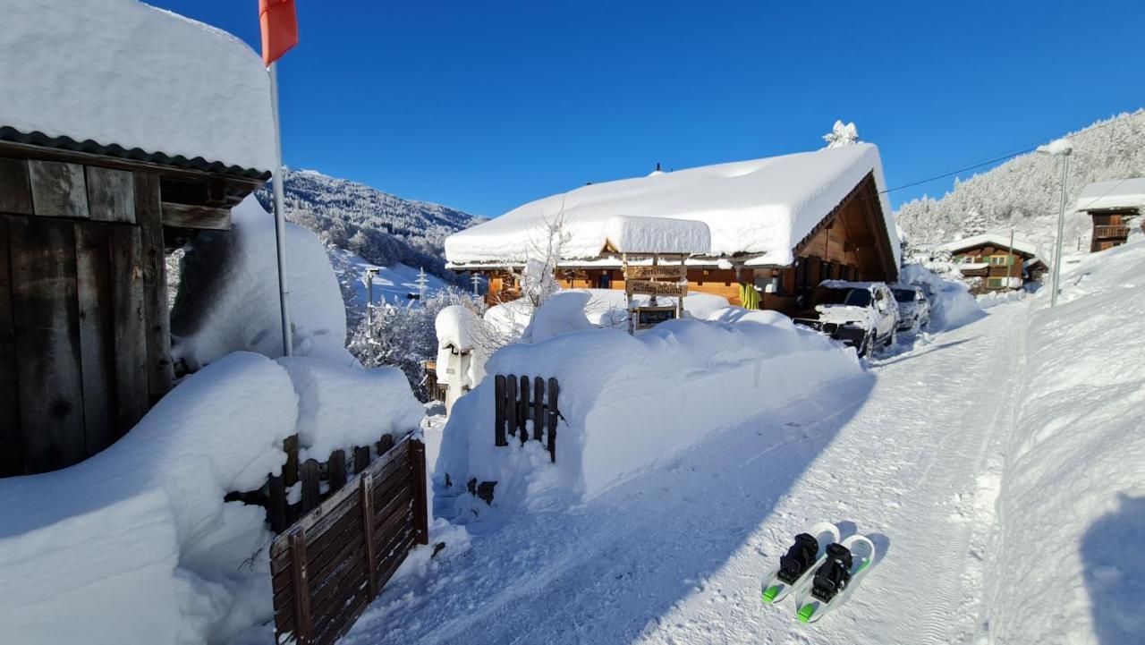 Ferienhaus & Ferienwohnung Winay Wayna Gotschna Blick Klosters Exterior photo