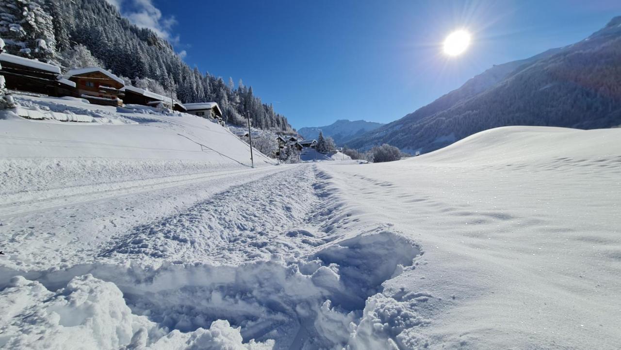 Ferienhaus & Ferienwohnung Winay Wayna Gotschna Blick Klosters Exterior photo