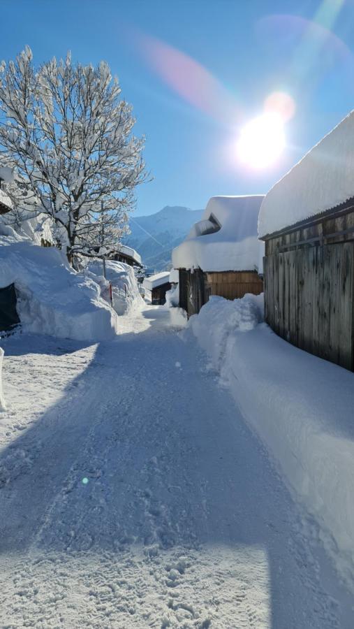 Ferienhaus & Ferienwohnung Winay Wayna Gotschna Blick Klosters Exterior photo