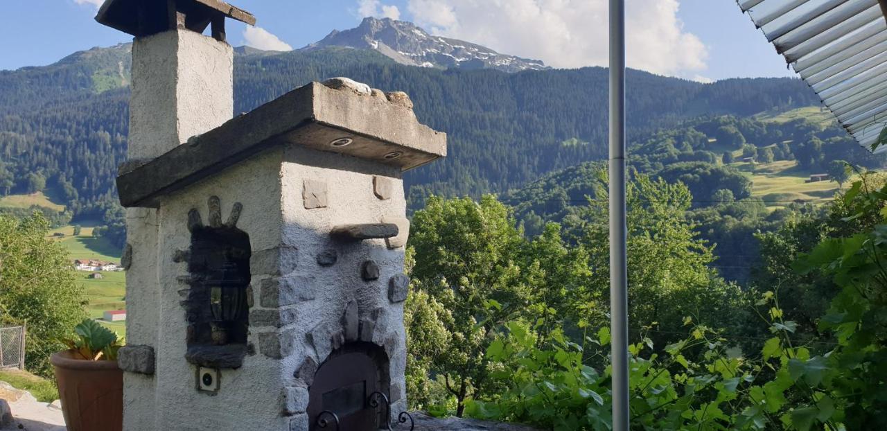 Ferienhaus & Ferienwohnung Winay Wayna Gotschna Blick Klosters Exterior photo